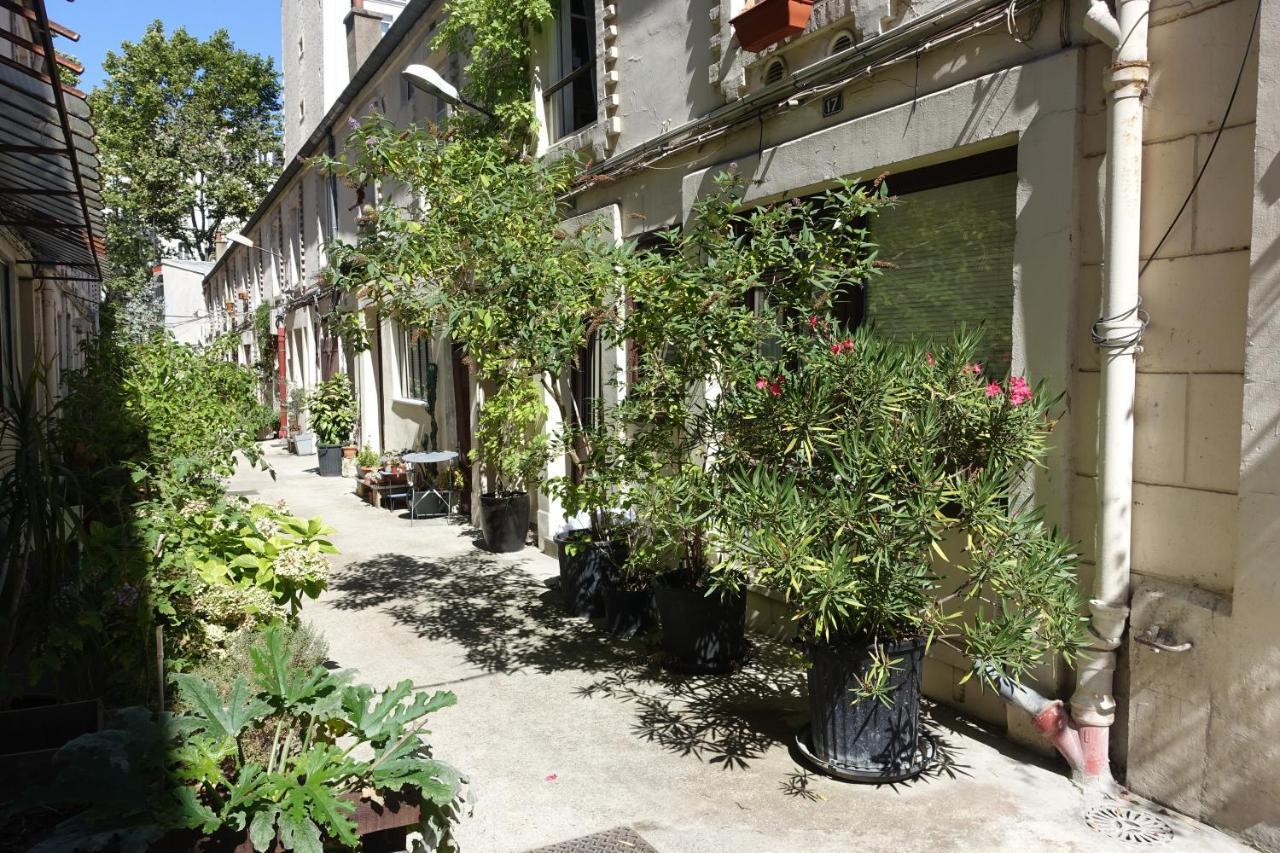 Cite Pilleux - Cozy Apartment In A Private Lane パリ エクステリア 写真